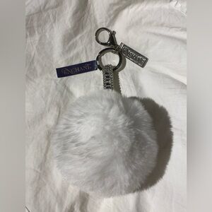 Puff keychain - nwt